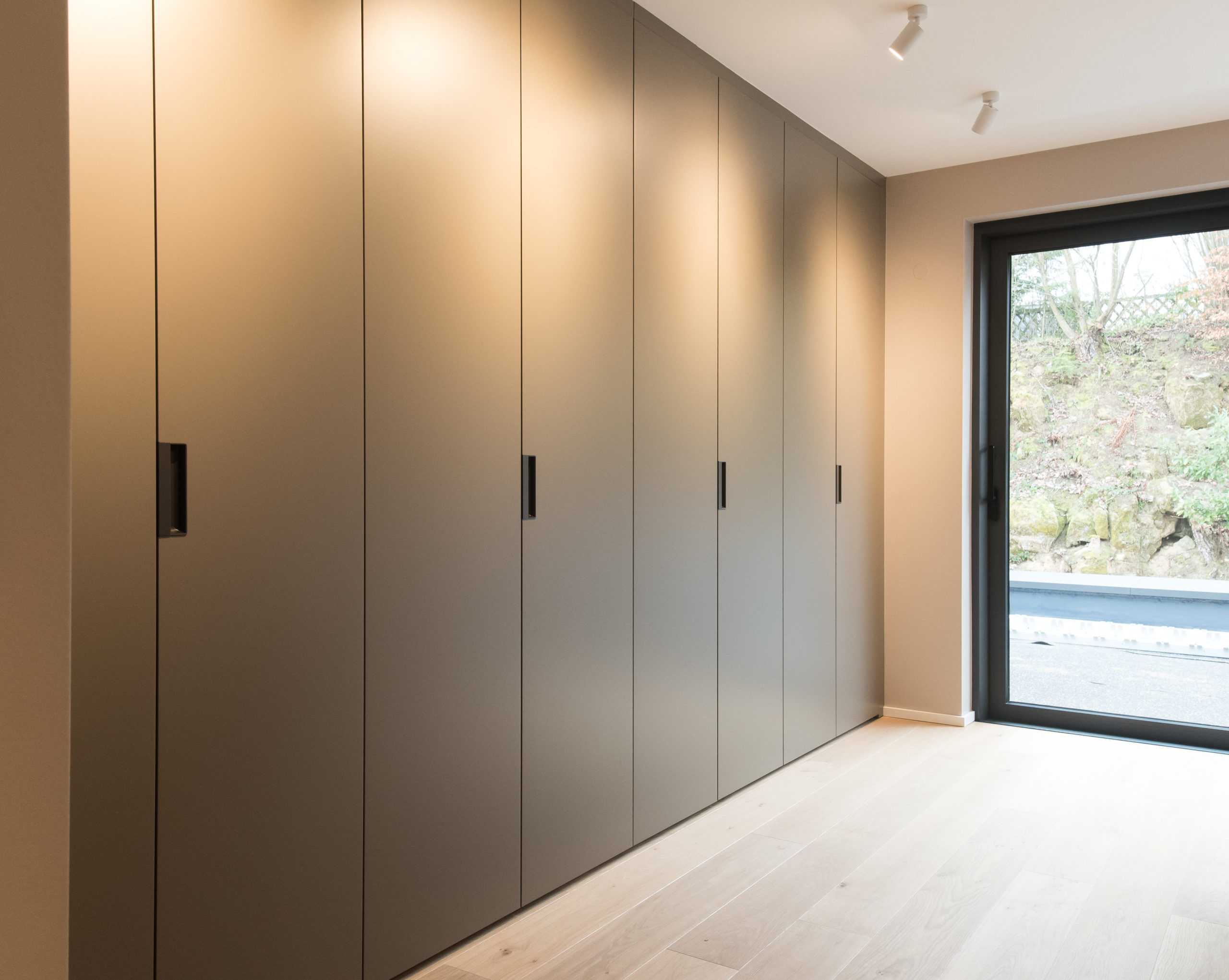 Rénovation maison niederanven design architecture interieur cuisine dressing mobilier 1Plus1 17